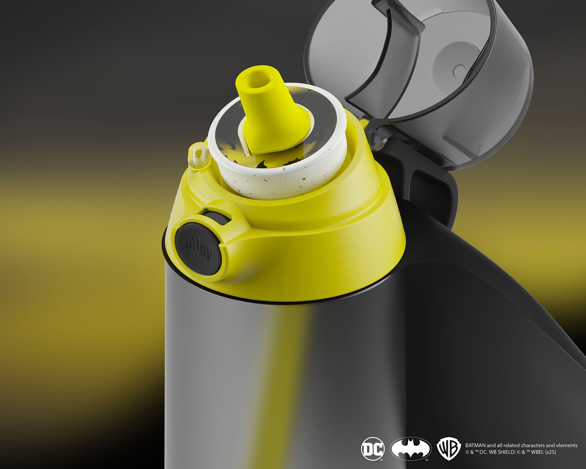 Механизм EasyOpen Click & Sip позволяет открыть бутылку одним движением — быстро, легко и без усилий.